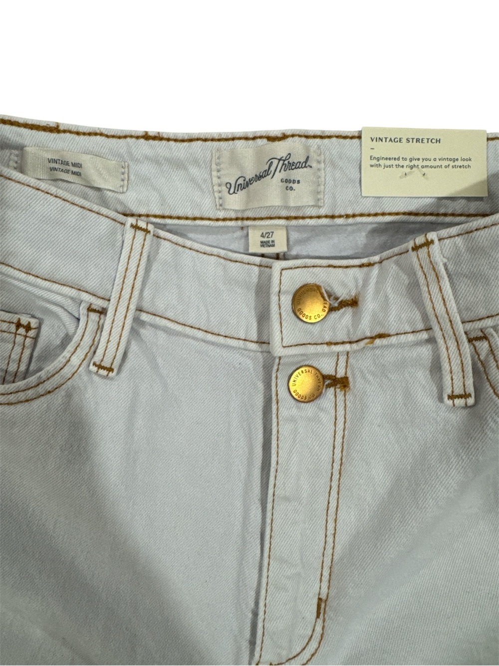 Universal Thread Light Gray High-Rise Denim Shorts - Picture 2 of 3